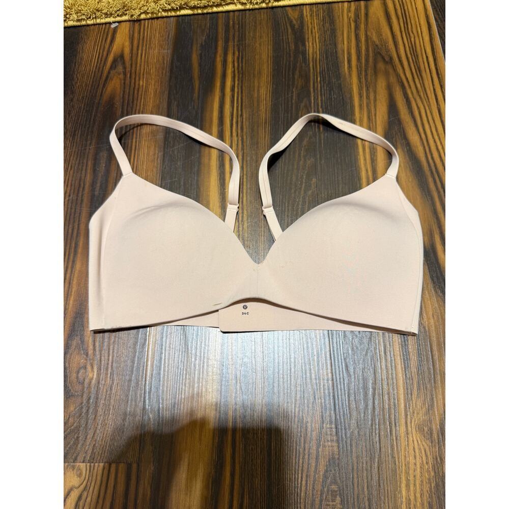 Lululemon Take Shape Wireless Bra Size 34C